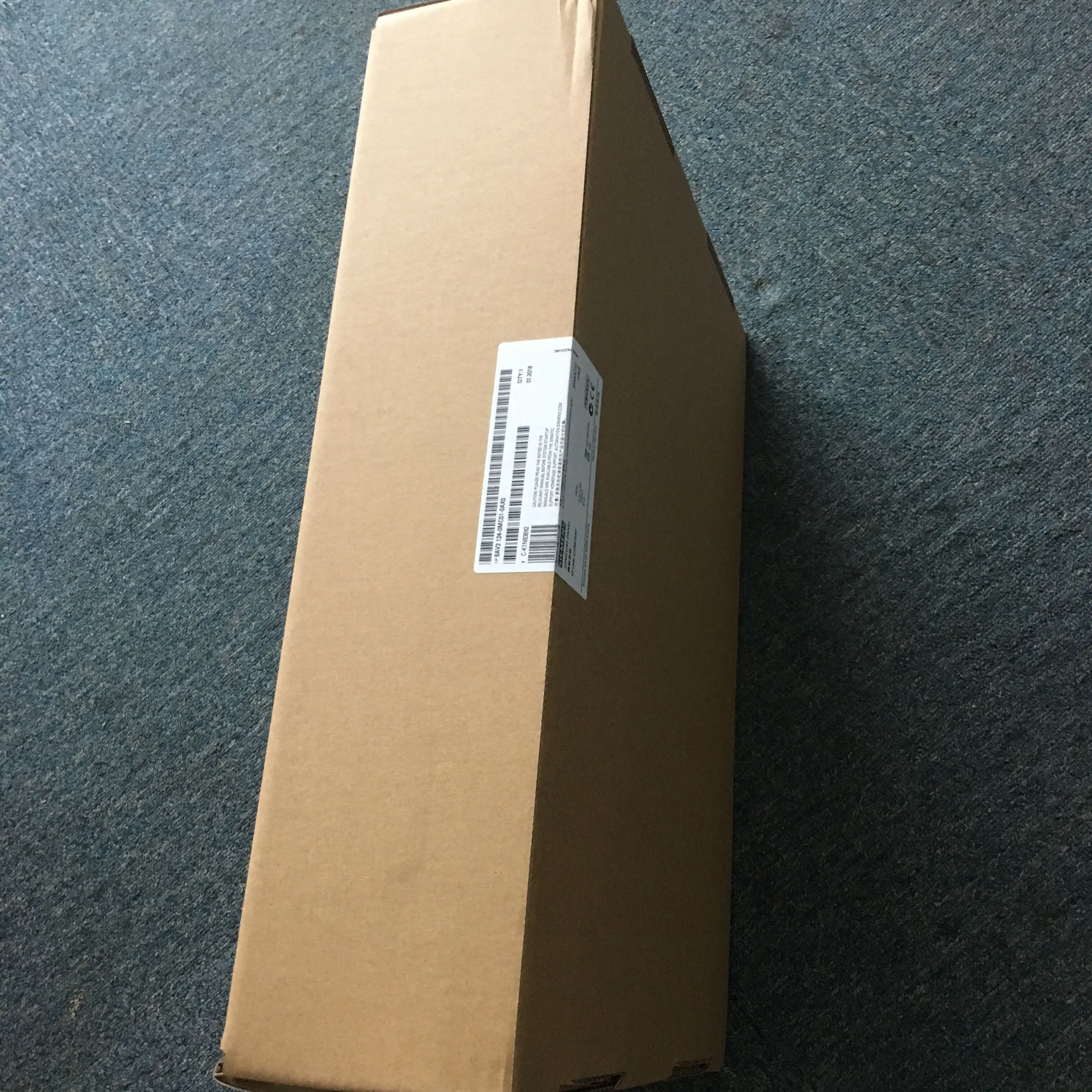 Рисунок 4 - 6AV2124-0MC01-0AX0 6AV2 124-0MC01-0AX0