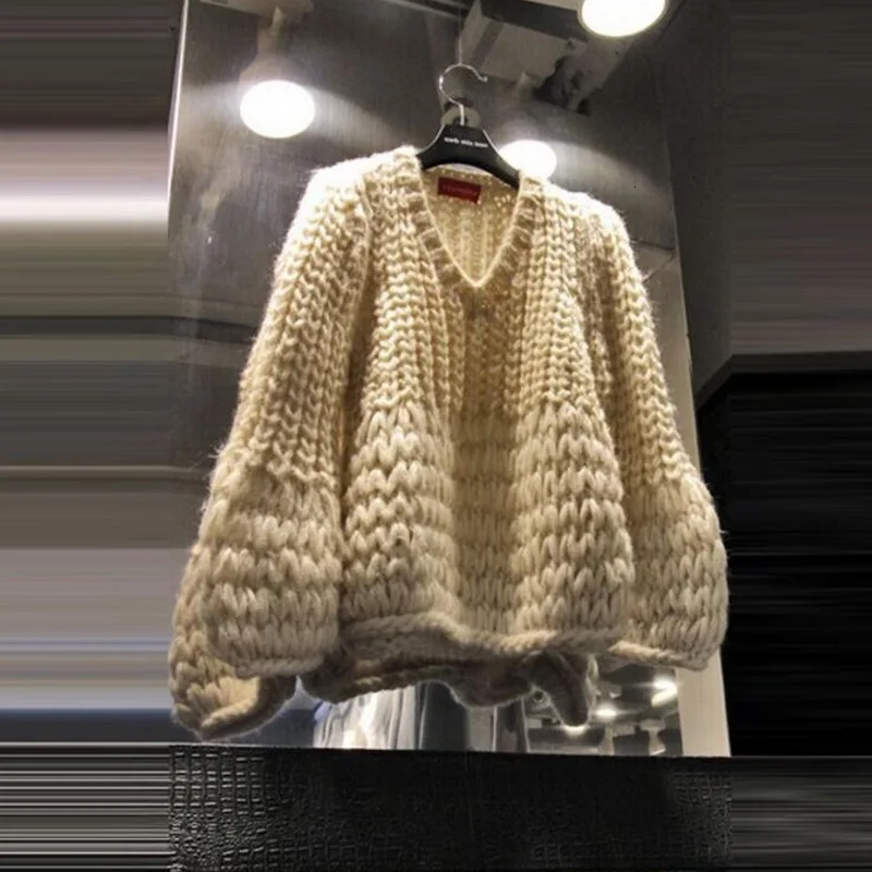 [EWQ] пуловер с v-образным вырезом и полым рукавом-фонариком размера плюс, вязаный Топ, корейский толстый зимний тренд, женский красный свитер, Новинка осени, QK812