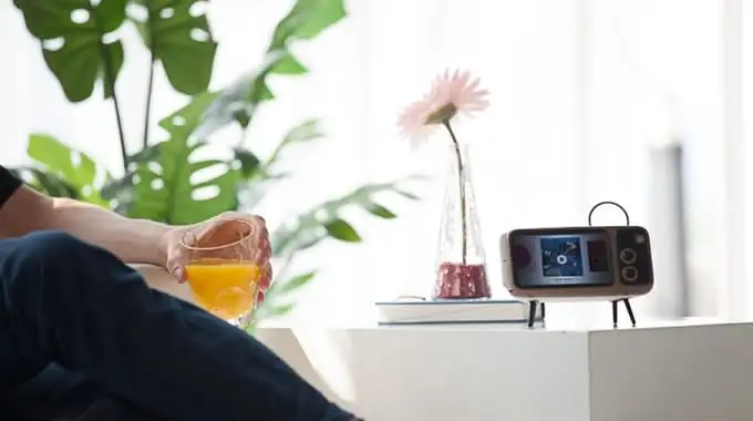 2 в 1 Ретро ТВ держатель для телефона Портативный беспроводной Bluetooth бас динамик музыкальный плеер держатель для мобильного телефона Подставка Прямая поставка