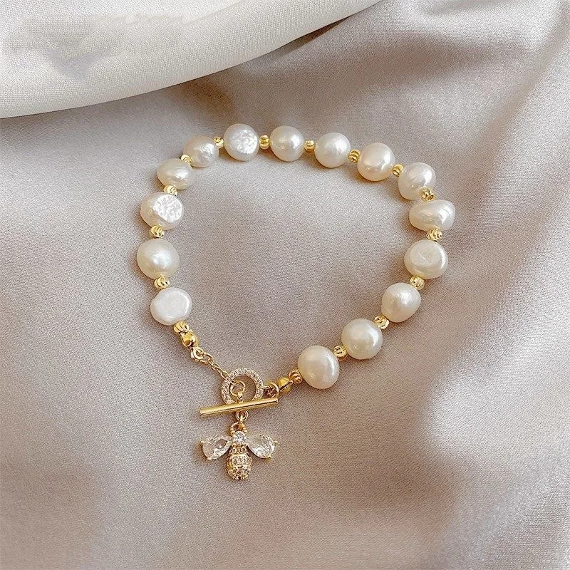Pearl String Bracelet For Woman Zircon Bee Pendant Jewelry