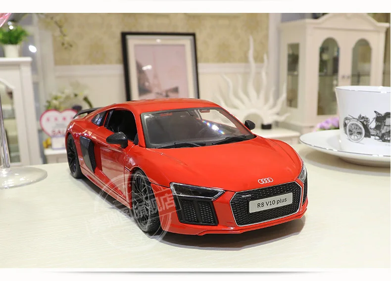 1:18 Audi R8 литые под давлением металлические модели автомобиля коллекция игрушек Форсаж спортивный автомобиль моделирование оригинальные модели автомобилей подарок
