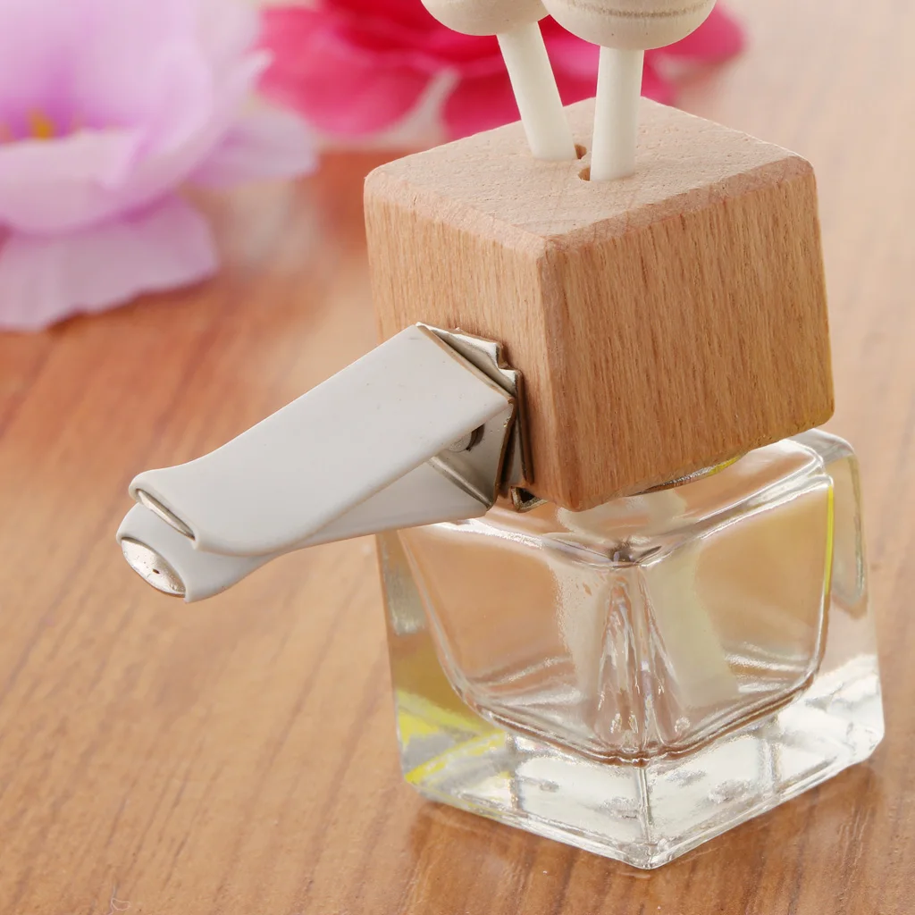 Car Air Freshener Glass Bottle For Essential Oils Car Perfume Bottle Pendant