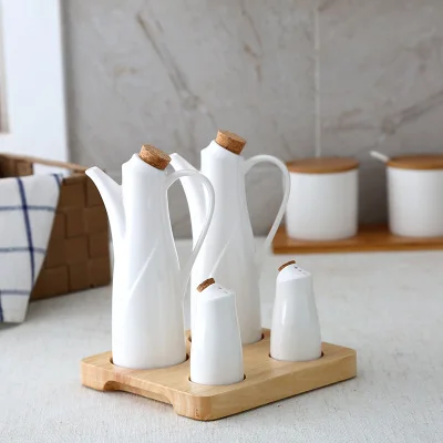 Ceramic Salt Pepper Oil Bottle Set Japan Style Porcelain Olive Soy Seasoning Home Oil Vinegar Bottles Kitchen Cooking Tools - Цвет: 1 Set3