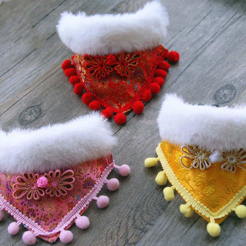 Christmas Dog Accessories Warm Pet Bandana Short Plush Dog Scarf Cute Pet Accessories for Puppy Cat Winter Dog Supplies
