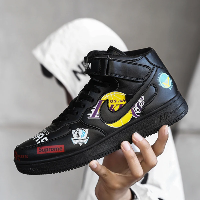 

Korean version of Air Force No. 1 men's shoes Leonard basketball shoes black gold toe Joe 1 high to help shoes men's tide