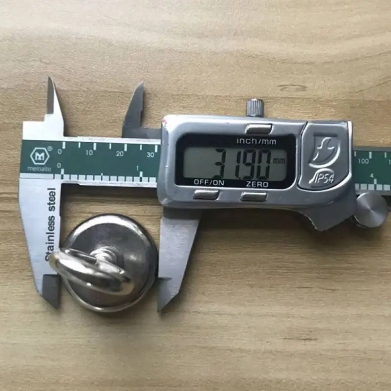 Мощный круглый неодимовый магнит с потайным отверстием и глазом| |