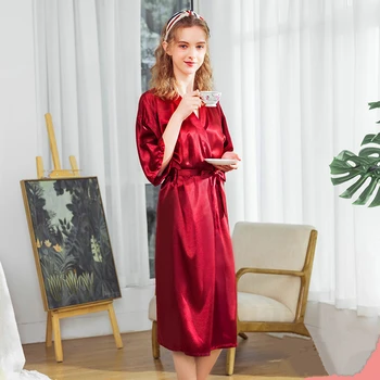 

Mid-calf Bridesmaid Robes Customizable Silk Satin Bride Robes