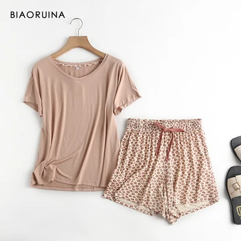 

BIAORUINA Women's Pajama Set Solid Color T-shirt + Floral Printed Shorts Two Piece Sleeping Set Comfortable Underwear for Women