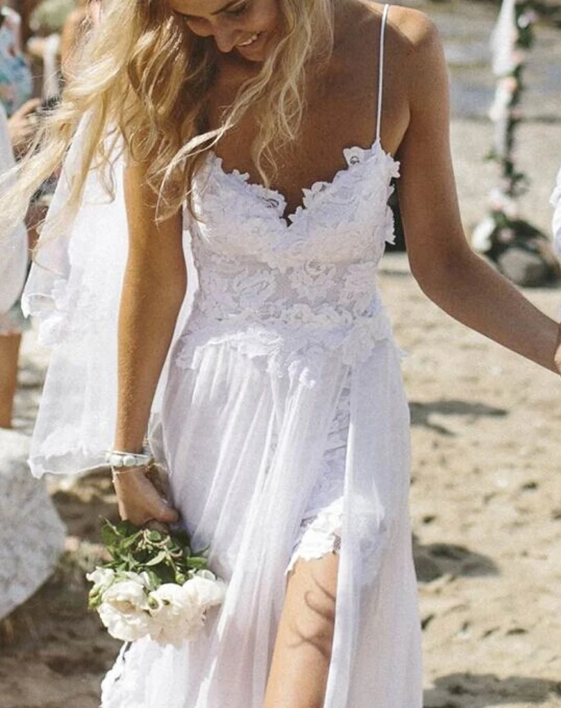 

Sexy Lace Beach Bride bridal gown Robe De Mariage Vestido De noiva Casamento party prom spaghetti straps 2018 Bridesmaid Dresses