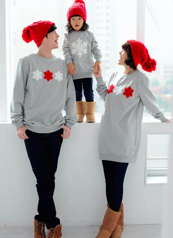 Семейная Рождественская одежда; Рождественская одежда для семьи; одежда для родителей и детей; зимний Бархатный комплект со снежинками; топы с длинными рукавами