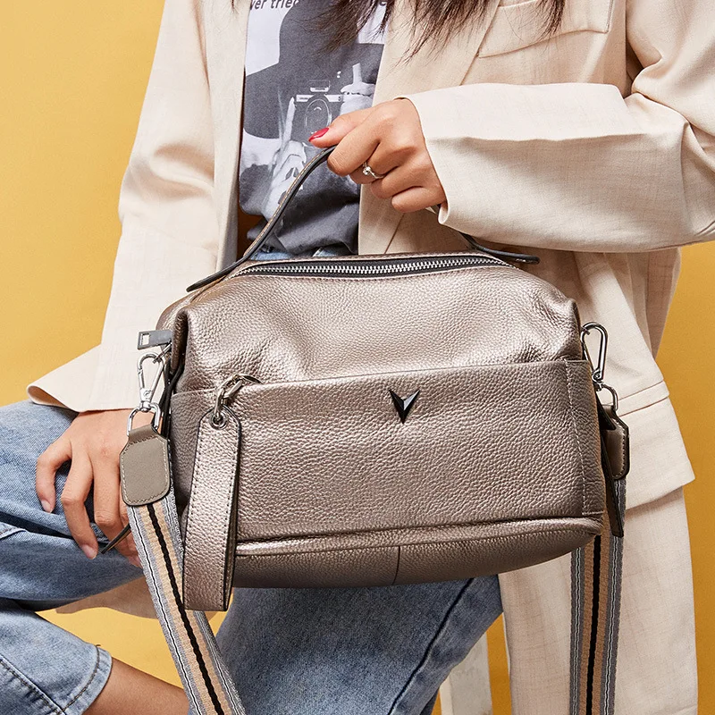

Luxury brand leather women's handbags first layer soft leather commuter bag hand shoulder diagonal diagonal women bag