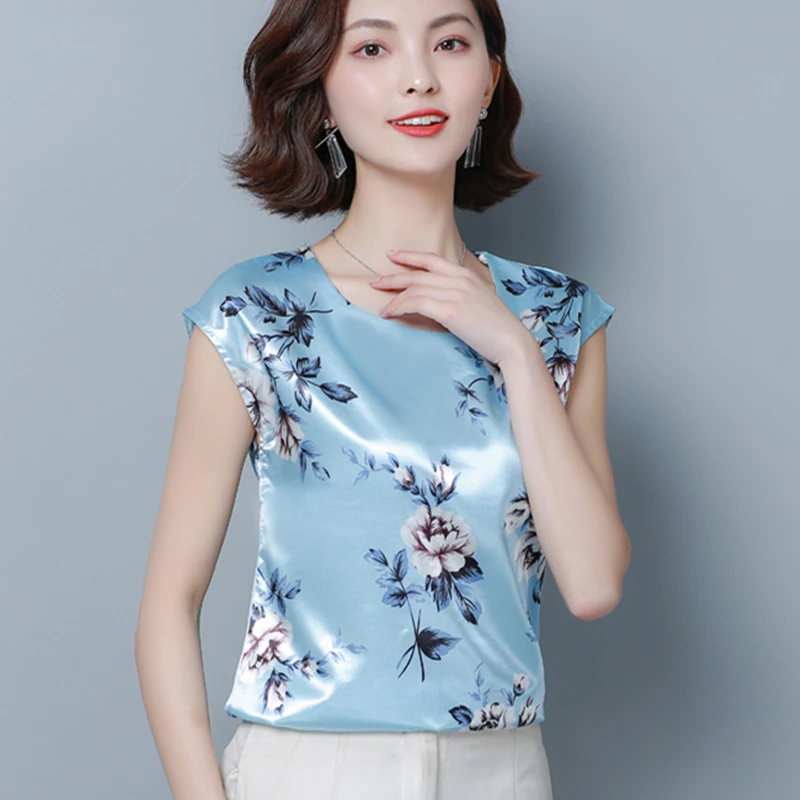 

Korean Fashion Silk Women Blouses Satin Flower Batwing Sleeve White Women Shirts Plus Size XXXL/4XL Blusas Femininas Elegante