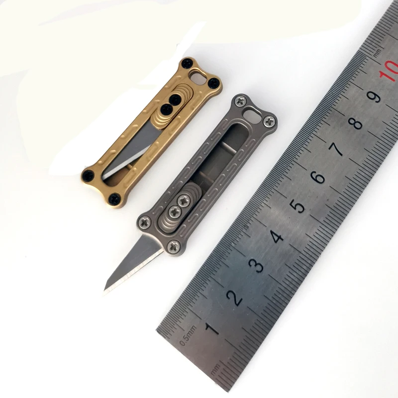 Мини-нож в виде ключа из титанового сплава, нож с открытым буквенным принтом, портативный наружный инструмент для повседневного использования, инструмент для выживания на природе, универсальный нож, нож для резьбы