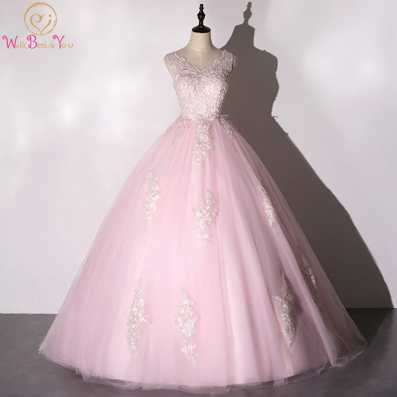 

Walk Beside You Engagement Dress Prom Pink Lace Applique Beaded Ball Gown Sleevelss V Neck Tulle Evening Gown Party 2020
