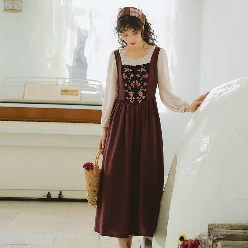 

2019 Autumn New Style Time Travelers Joint Slimming Mock Two-Piece Embroidered Retro Pastoral Style Long Dress