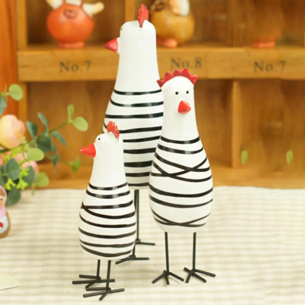 3Pcs/Set Painted Chicken Ornament Handmade Collectable Wood Showcase Carved Chicken Figurine Gifts