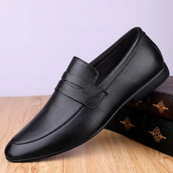 

2020 Fashion Shoe Office Dress Shoes for Men Casual Shoes Breathable Leather Loafers Driving Moccasins Comfortable Slip on Flats