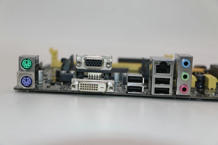 MicroATX Desktop Motherboard A ASUS A55BM-K AMD Socket A55 FM2