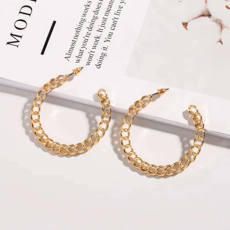 

2019 New Big Circle Hollow Round Hoop Earrings for Women Fashion Statement Golden Silver Punk Charm Earrings Party Jewelry Gifts