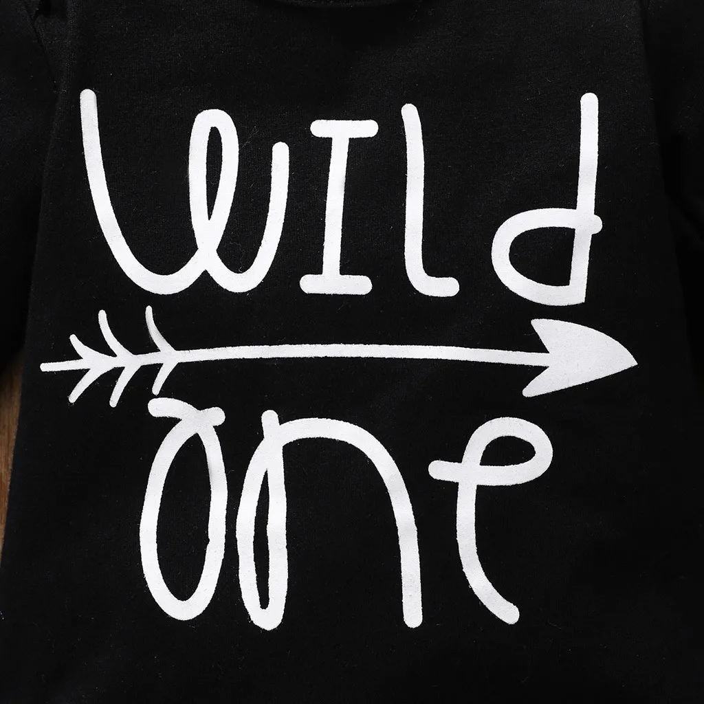 Комбинезон с надписью «Wild One» для новорожденных мальчиков и девочек; штаны в клетку; Модная одежда с длинными рукавами и круглым вырезом для маленьких мальчиков