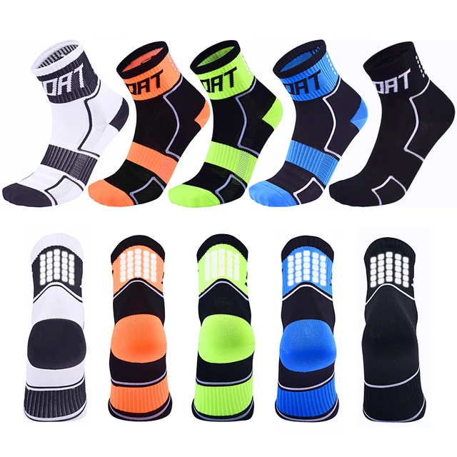 US $1.78 Women Reflective Running Socks Night Cycling Socks Men Breathable Nonslip Sport Sock for Outdoor B
