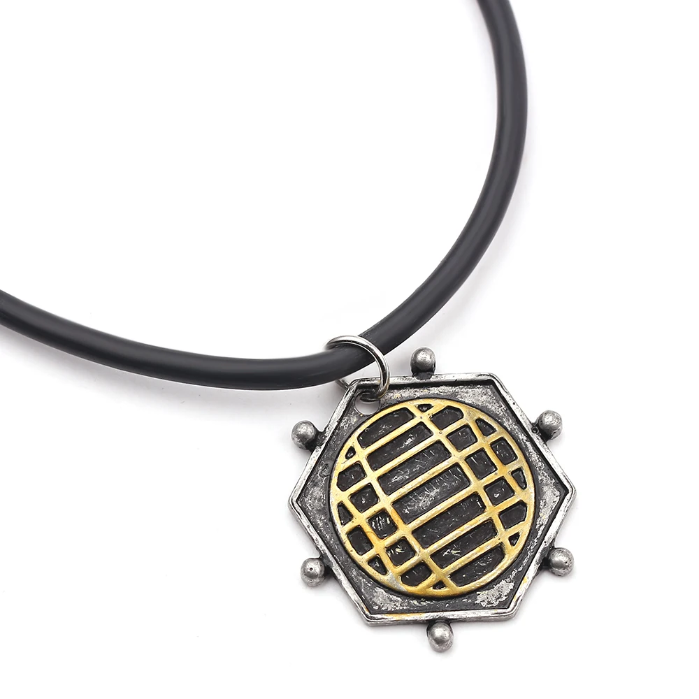 Peter Quill Necklace Avengers:Infinity War Star Lord Prop Replica Jewelry Men Pendant as Peter Quill Cosplay Costume