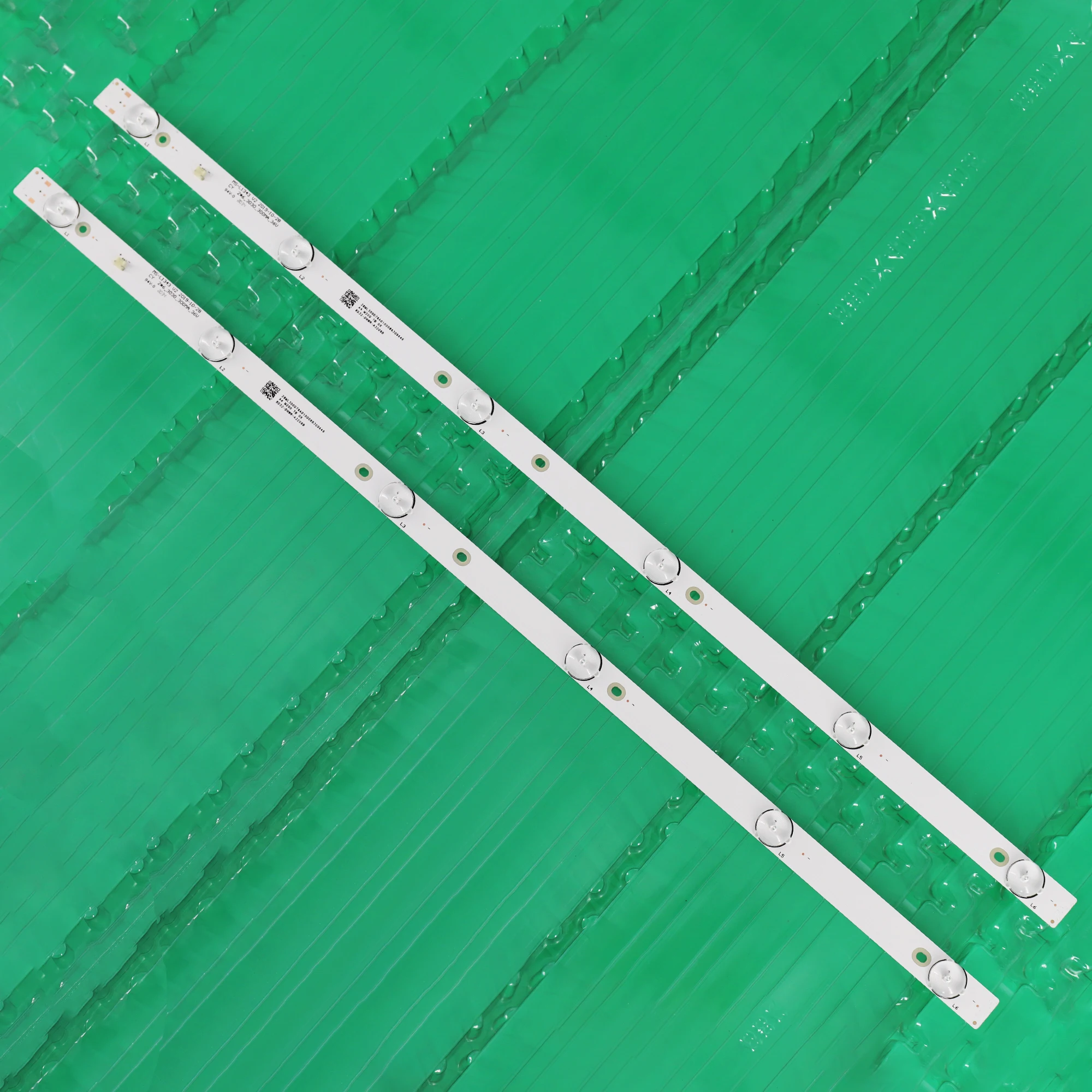 LED 백라이트 스트립, 32 인치 JL.D32061330-081AS-M E348124 MS-L1343 L2202 L1074 V2 2-6-3030-300MA-36, 6LED, 로트당 10 개, 신제품