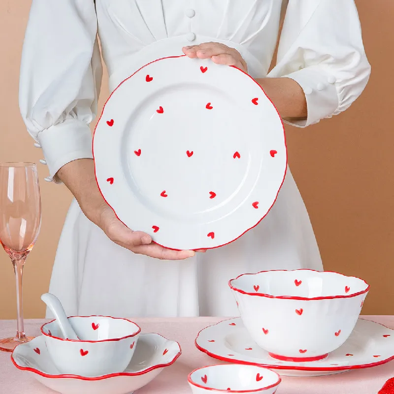 Estilo nórdico creatividad corazón rojo patrón en forma de placa de cerámica plato de vajilla casa pastel ensalada plato de fideos de arroz tazón de sopa|Fuentes y platos| - AliExpress