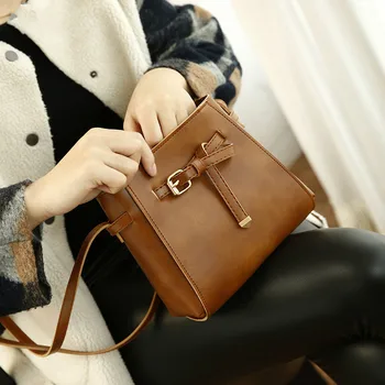 

2020 Women's bag messenger bag women's all-match small bag women's shoulder bag women's belt decoration small square bag women's