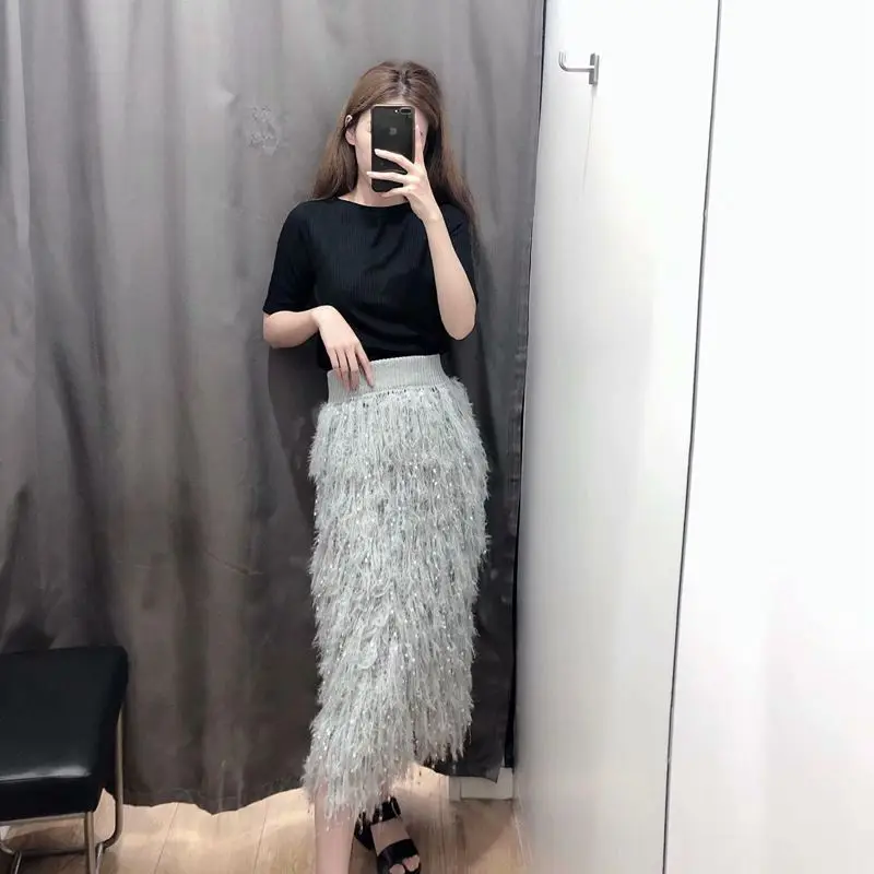 

2019 Fashion Knitted Elastic Waist High-waisted Solid Color A- line Skirt Feather Tassels Skirt Long Skirts Women's