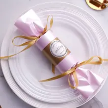 50 шт., для свадебных церемоний, синий, золотой, красный, фиолетовый, для дня рождения ребенка, на заказ, имя, дата на наклейке, европейская новая коробка для конфет для гостей