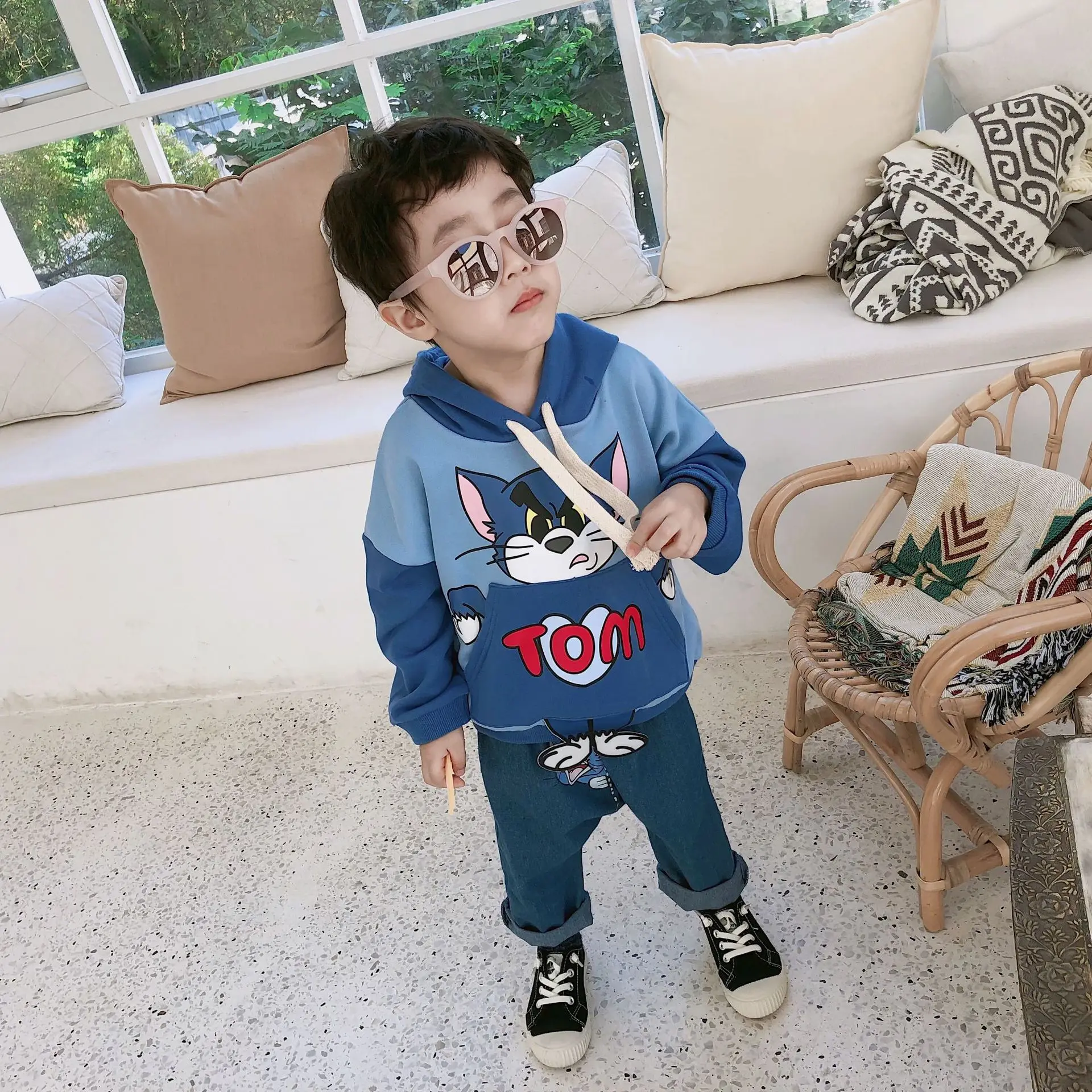 Tonytaobaby/осенняя одежда новая детская одежда для мальчиков и девочек детские джинсы милые хлопковые штаны с героями мультфильмов