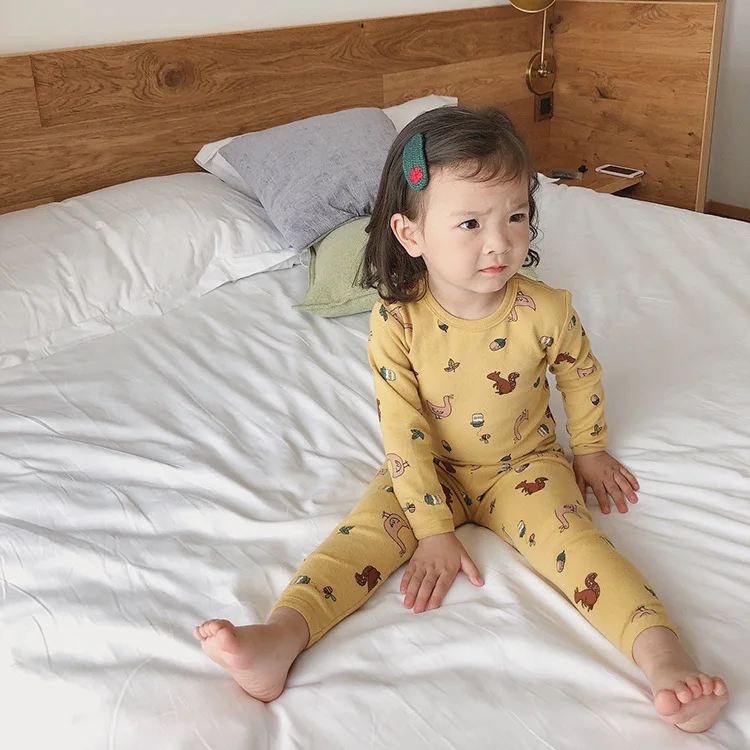 11934191079_1823421814