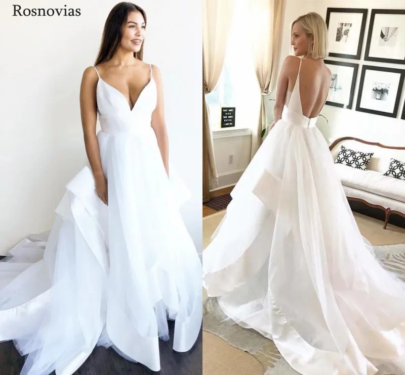 

Bohemian Beach Wedding Dresses 2019 Spaghetti Strap V Neck Backless Sweep Train Tulle Skirts Bridal Gowns Vestido De Novia