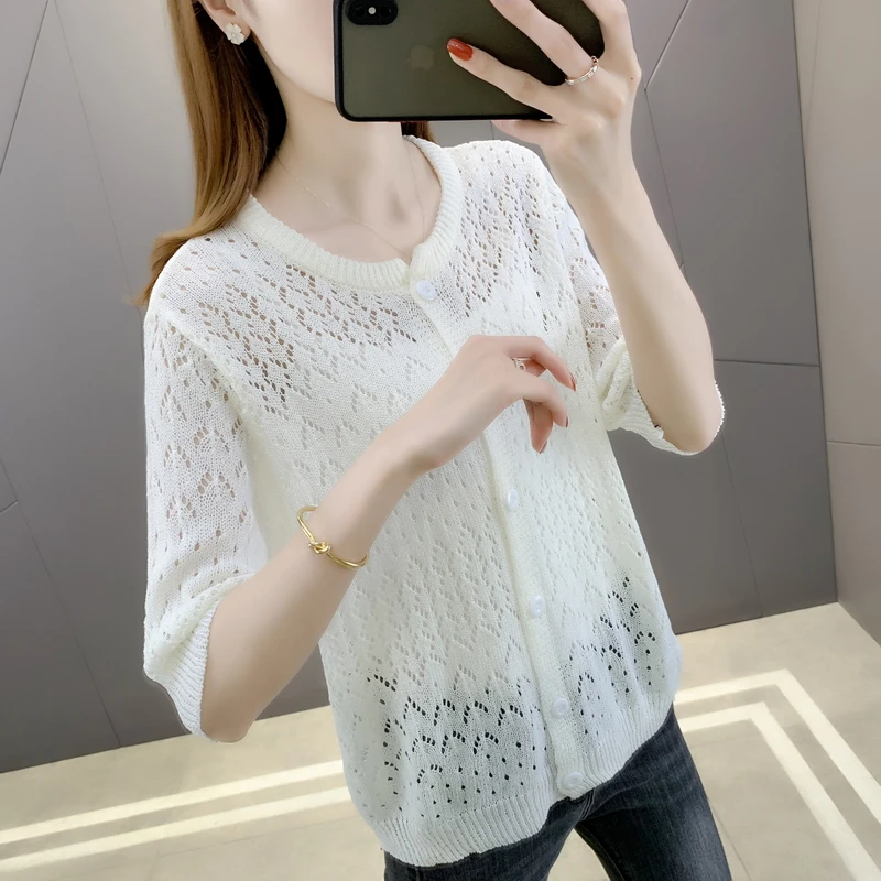 

Room 199923 9 Row 4 lower] real shot round neck solid color hollow out half sleeve cardigan 32