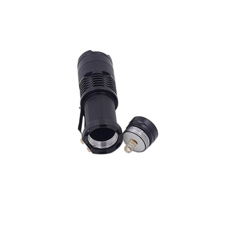 SK68 flashlight (2)