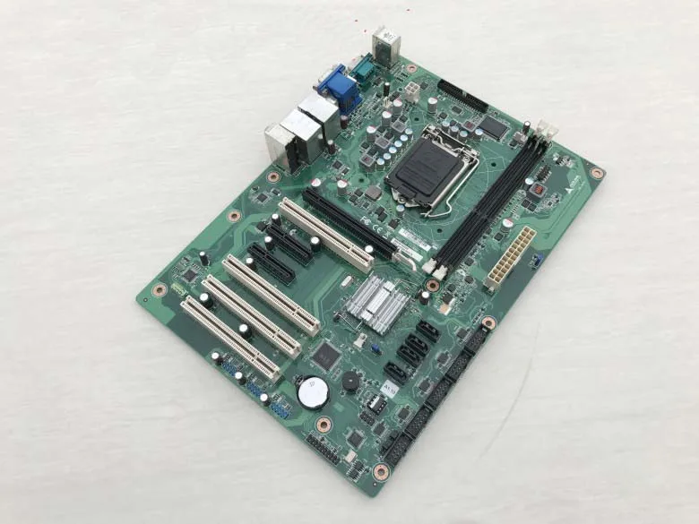Материнскую плату IPC IMB-M40H H61