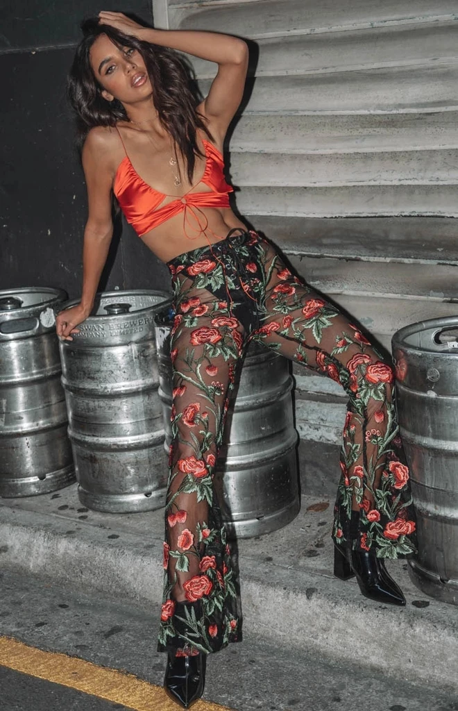 

Fashion Flower Mesh Beach Pants Women Bikini Cover Ups 2019 New Transparent Summer Lace Up Hight Waist Women Beachwear Hot