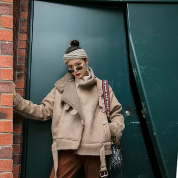 

Suede Faux Lamb Fur Winter Jacket Women Motorcycle Lapel Cotton Thick Warm Loose Plus size Sheepskin Coat Biker Parkas With Belt