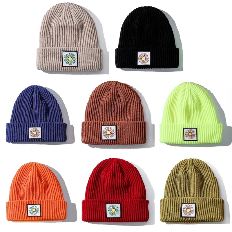 

1 Pcs Korean Flower Wool Knitted Caps Women Men Skullcap Autumn Winter Beanies Baggy Melon Cap