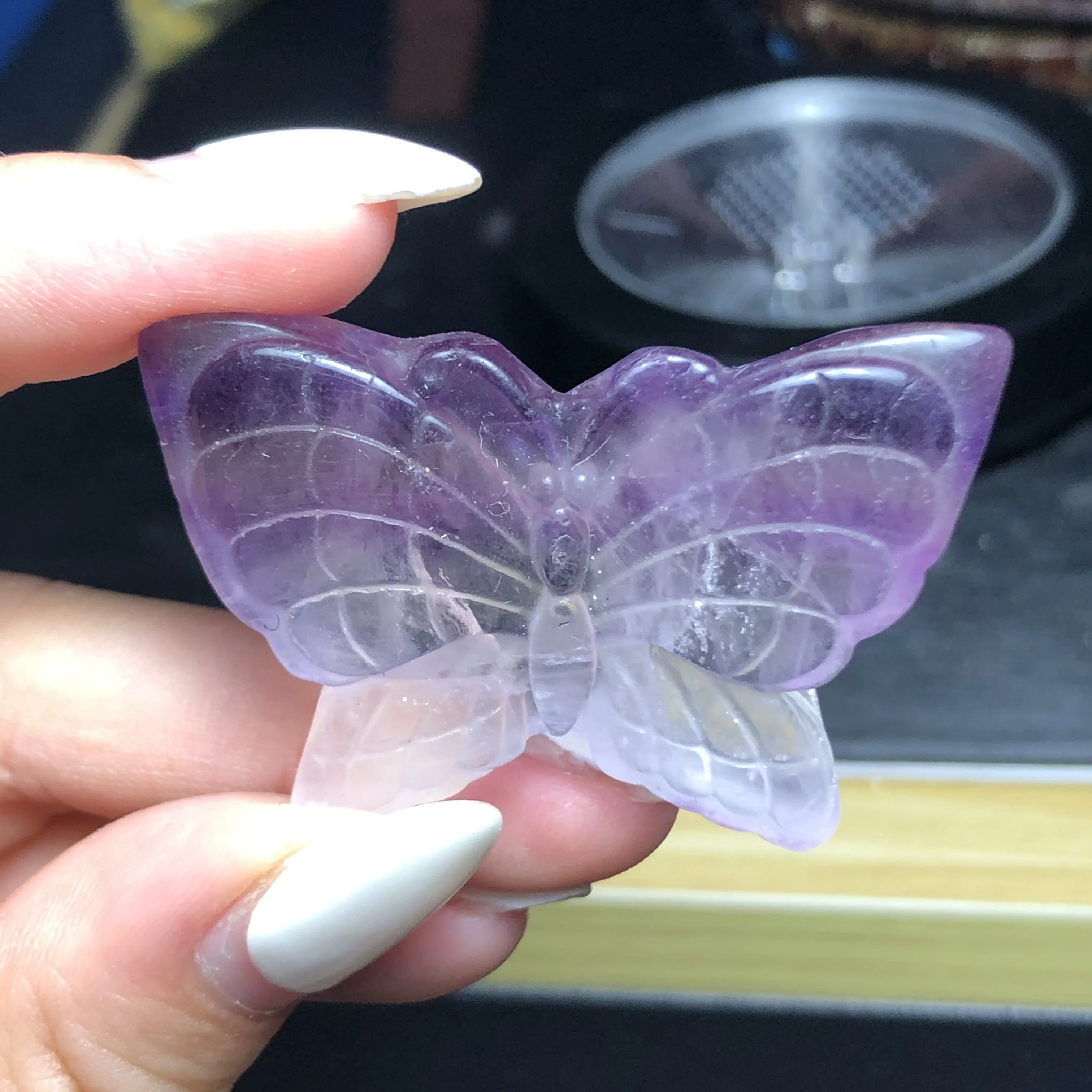 Natural fluorite carving beautiful butterfly home decoration Natural fluorite carving beautiful butterfly home decoration