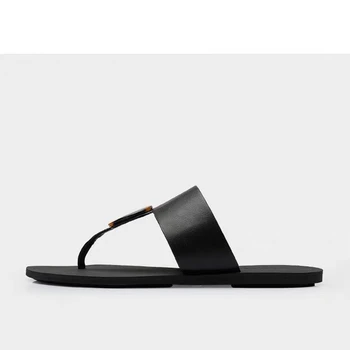

2020 fashion ladies flip flops ladies summer beach slippers leather slippers designer brand men's shoe size 35-45
