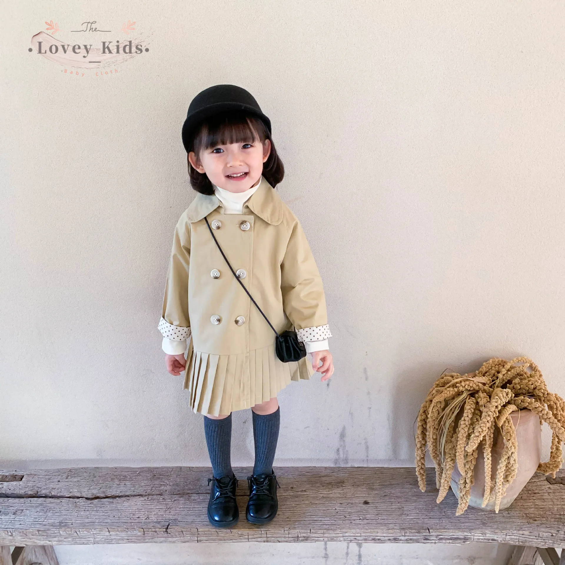 

2020 Autumn Baby Girl Costs 1-6Y Fashion Korean Style Newborn Trench Lapel Long Sleeve Pleated Dress Jacket Khaki Outerwear