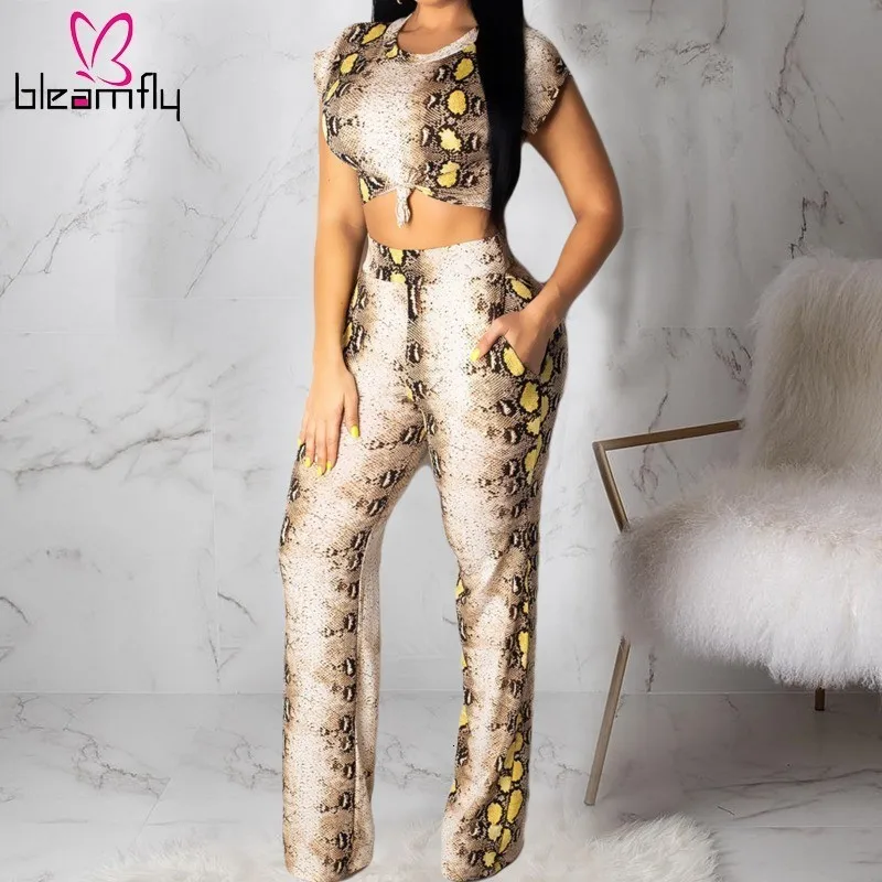 

Two Piece Set Women Snake Print O-Neck Short Sleeve Crop Top High Waist Wide Leg Long Pants Sets Summer Casual Streetwear Suit