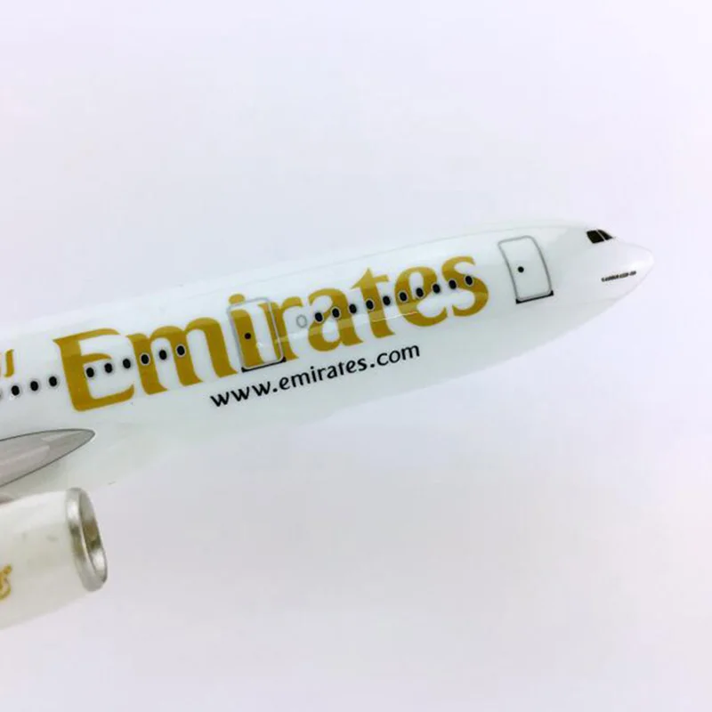 30 см самолет 1:200 масштаб Airbus A330-200 модель ОАЭ самолет W база литья под давлением сплав самолет игрушка коллекционная