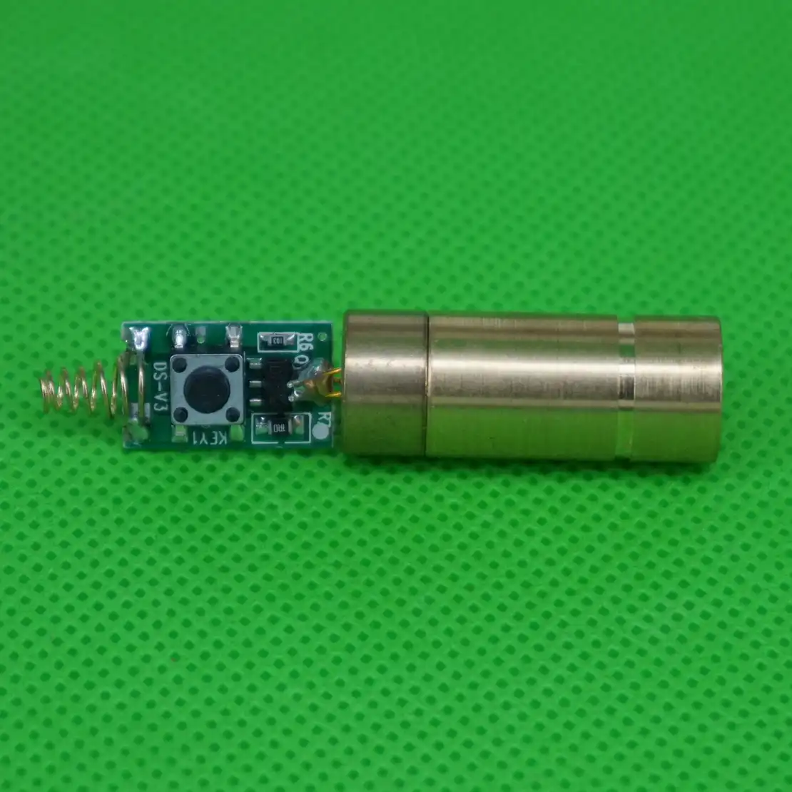 Laserdiode 532nm Laser Modul Punktlaserdiode Grün Neu 50mW Lichtleistung