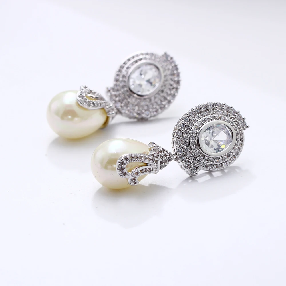 Bridal pearl earrings (3)
