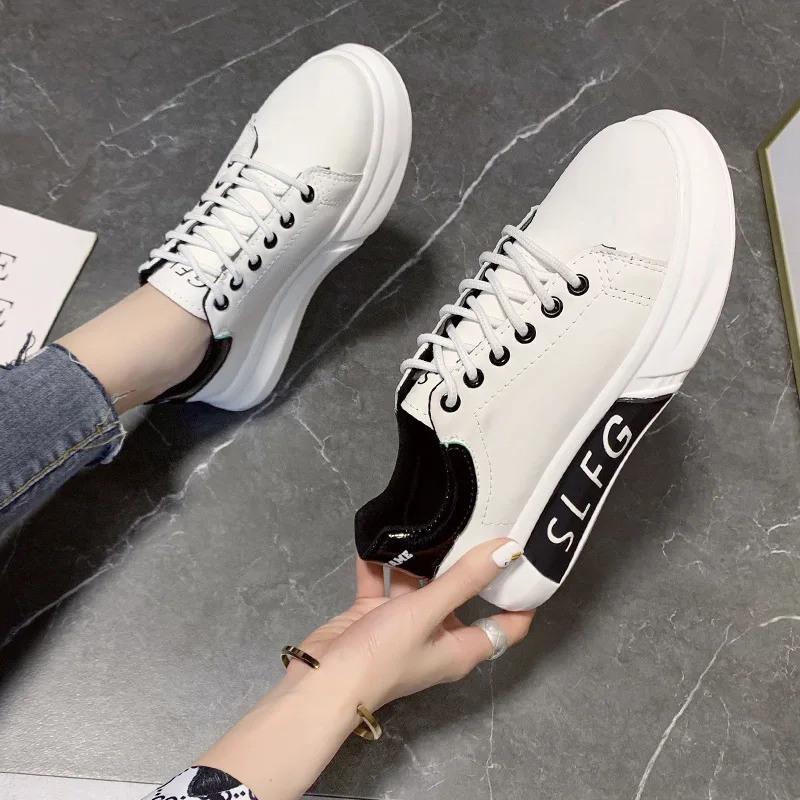

2020 Spring Platform Heel Lace-up Black And White Mixed Colors Shoes Classic Style White Shoes Women's Wear-Resistant Casual WOM