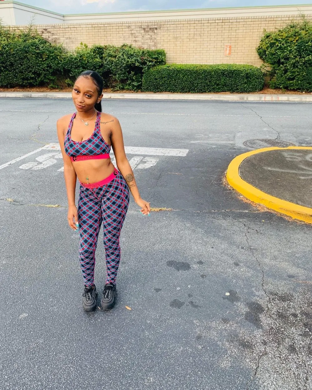 9c511adc0a9eb46eb9711880aaefe1f