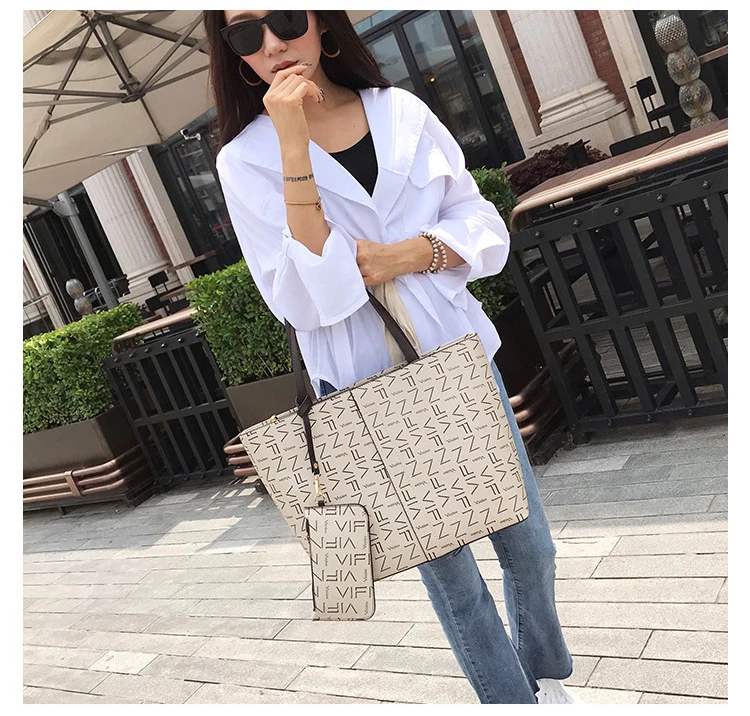 new fashion ladies Messenger bag Korean style capacity high quality handbags wild beige shoulder bag